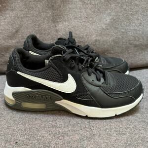 WOMEN'S NIKE AIR MAX EXCEE SNEAKERS size 7